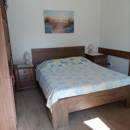 Monte Apartment *