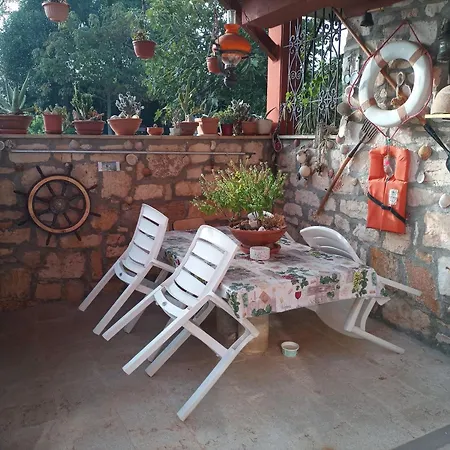 Monte Apartment
